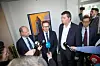 ENIGE PÅ OVERTID: NHO-direktør Ole Erik Almlid, riksmekler Mats Wilhelm Ruland og LO-leder Hans-Christian Gabrielsen orienterer pressen om resultatet.