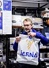 GÅR MED OVERSKUDD: Jernia-kjeden har gått med underskudd i flere år, men venter i år en omsetningsvekst på rundt 20 prosent, forteller Espen Karlsen.
