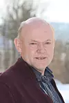FORSKER: Asle Hoffart som forsker på pandemiens effekt på nordmenns mentale helse tror kjæledyr har en positiv effekt.