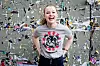 PÅ VEIEN: Julia Rosseland Hansen (25) er en av over 600 unge LO-medlemmer som i dag går ut på patrulje. De sjekker om arbeidsgiverne følger loven.