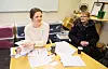 LEGGER SLAGPLAN: Siri Møllendal i HK region Øst og Jorunn Martinsen fra Coop planlegger hvilke bedrifter som skal besøkes.