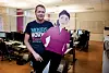 MANNEN BAK: Magnus By har lært opp Sparebank 1 Nord-Norges digitale veileder «Aurora» til å svare på alle mulige spørsmål fra kundene. Det er fremdeles nok å gjøre for de ansatte på kundesenteret.