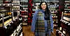 TIDENES GLADNYHET: Rozina Nazar, tillitsvalgt i Travel Retail Norway (TRN), jubler over nyheten fra statsminister Erna Solberg.