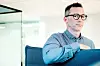 FOR HØYE DIREKTØRLØNNINGER: Christopher Beckham, forbundleder i HK, mener at de høye direktørlønningene i Coop skaper forskjeller mellom folk.