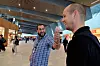 MED KJÆRLIGHET SOM VÅPEN: HK-medlem Amir Mayani vil ha Daniel Karlstad med på HK-laget.