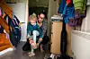 TID SAMMEN: Isabella på tre og lillesøster Eva hentes tidligere i barnehagen enn før, og får være med både mamma og pappa hele tiden. Det kommer da noe godt ut av at mamma og pappa er permittert.