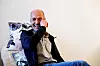 LATTER OG TÅRER: Mimoun Kadrouch forteller åpent om livet sitt.