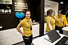 NYE ARBEIDSPLASSER: Etableringen av Ikea i Ålesund har gitt 20 nye arbeidsplasser. Her selges alle varer over internett. Lene Sperre, Caroline Havåg og Isabell Henningsen er alle medlemmer av Handel og Kontor.