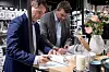 BER REGJERINGEN SPEEDE OPP: Virke-direktør Ivar Horneland Kristensen og LO-leder Hans-Christian Gabrielsen signerer et felles brev hvor de ber regjeringen få fart på omstillingen mot en sirkulær økonomi.