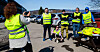GOD STEMNING: Lagerekspeditører i Toyota Logistics Services Norway AS. Fra venstre Preben Rand, Aila Linnerud, Martin Langeng, Pero Skauge Klausen og Rune Kenneth Rinseth. HKs regionkontorleder Renate Klopp tar bilde av de streikende.