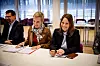 ENIGE MED VIRKE: LO-nestleder Peggy Hessen Følsvik (i midten) ledet forhandlingene med Virke sammen med blant andre forbundsleder Trine Lise Sundnes i HK. Til venstre Geir Høibråten  fra LOs forhandlingsavdeling.