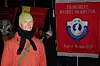 LUFTET FANEN: Lars Jakob Furunes var en av flere HKere som deltok i likelønnsaksjonen I Trondheim. Fagforeningsfanen var med.