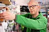 OPTIMIST: Gard Nordberg benyttet seg av fortrinnsretten for å få økt deltidsstillingen sin til en fulltidsstilling. Han håper og tror at mange flere kan gjøre det samme.