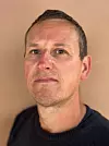 IMOT: – Det er viktig med en annerledesdag. Resten av uka er ganske hektisk, sier Johnny Egilstad.