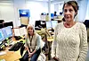 OPP I LØNN: HK-tillitsvalgt Bente Skjellin og kollega Unni Kristiansen (bak) får over 700 kroner mer i lønn i måneden etter forhandlingene mellom HK og NHO.