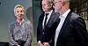 LO-leder Peggy Hessen Følsvik (t.v.) ble enig med NHO-sjef Ole Erik Almlid (t.h.) om årets sentrale lønnsoppgjør. I midten Riksmekler Mats Ruland.