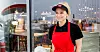 TALENTFULL: Lindy Haukedal jobber som bensinstasjonsansatt på Circle K ved Larvik. Hun liker seg godt i yrket, og i fjor ble hun kåret til årets talent i kjeden.