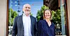 VIL INSPIRERE: Jon Olav Bjergene og Marit Gjelsvik håper boka «Grønne tariffavtaler» vil inspirere både arbeidstakere og arbeidsgivere.