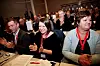 VANT FRAM: Mona Bjørn, i midten, kan konstatere at hun fikk flertall for sitt forslag på representantskapets møte i dag.