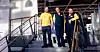 FORNØYDE: - Alle skal glede seg til å gå opp trappene på Ikea, også de ansatte, sier varehussjefen Randi Schjetne. Her sammen med August Carlson (til venstre) og hovedtillitsvalgt Erik Heggem (til høyre).